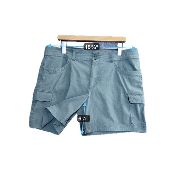 EDDIE BAUER Women’s Size 16 Green Cargo Shorts Outdoor Trail Casual Comfy - Picture 3 of 10